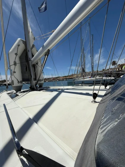 Oceanis 46.1 - Boatscribe.com