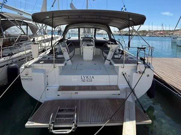 Oceanis 46.1 - Boatscribe.com