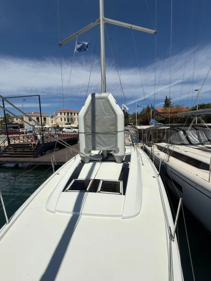 Oceanis 46.1 - Boatscribe.com