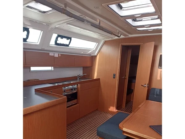 Bavaria 46 Cruiser - Boatscribe.com