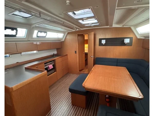 Bavaria 46 Cruiser - Boatscribe.com