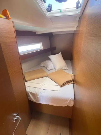 Sun Odyssey 440 - Boatscribe.com