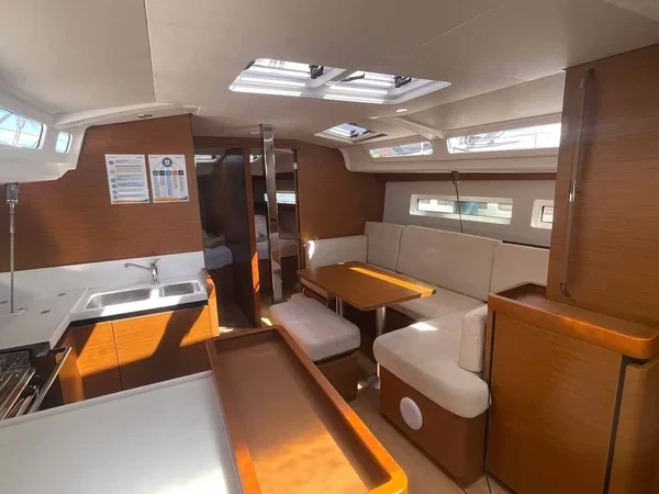 Sun Odyssey 440 - Boatscribe.com