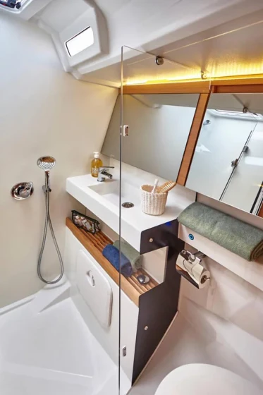 Sun Odyssey 440 - Boatscribe.com