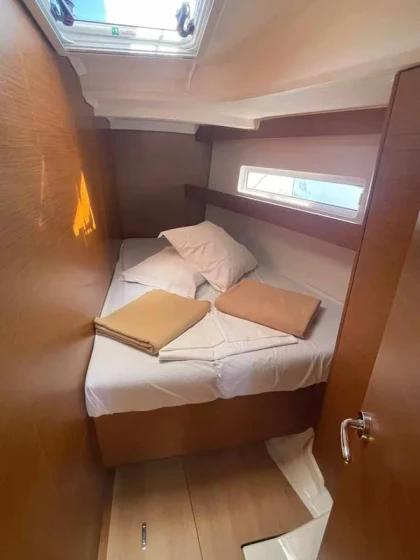 Sun Odyssey 440 - Boatscribe.com