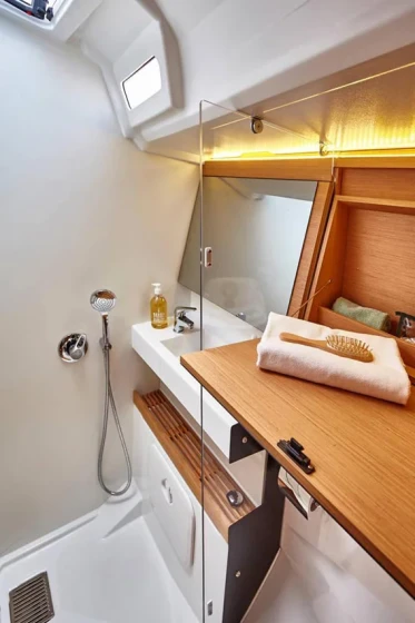Sun Odyssey 440 - Boatscribe.com