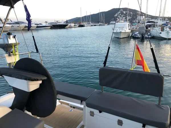 Dufour 37 - Boatscribe.com