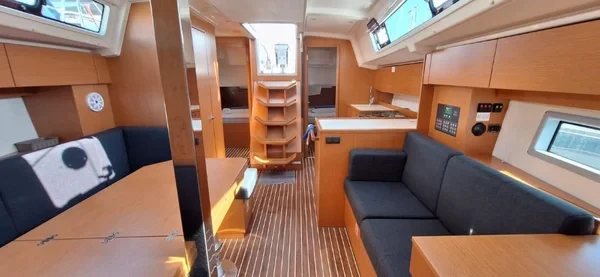 Bavaria C38 - Boatscribe.com