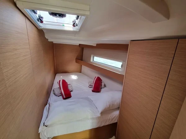 Sun Odyssey 440 - Boatscribe.com