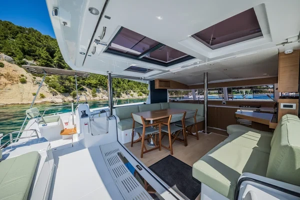 Bali Catsmart - Boatscribe.com