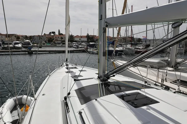 Dufour 41 - Boatscribe.com