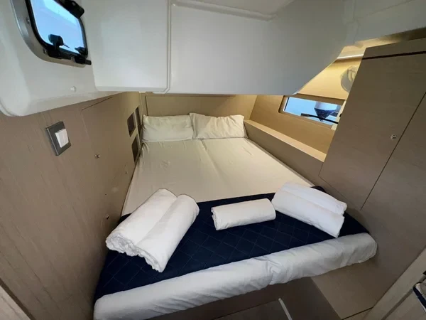 Oceanis 46.1 - Boatscribe.com