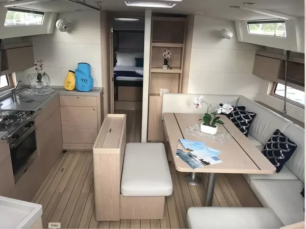 Oceanis 46.1 - Boatscribe.com