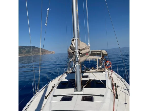 Dufour 430 - Boatscribe.com
