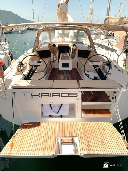 Dufour 430 - Boatscribe.com