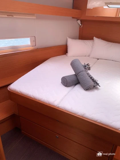 Dufour 430 - Boatscribe.com