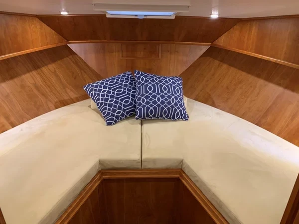 Succes 106 AC - Boatscribe.com