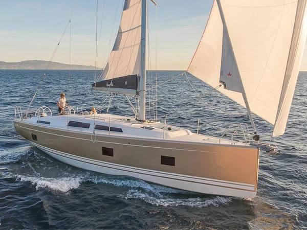 Hanse 418 - Boatscribe.com