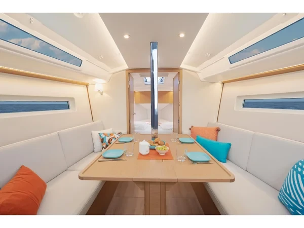 Sun Odyssey 350 - Boatscribe.com