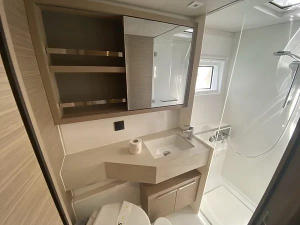 Lagoon 46 - Boatscribe.com