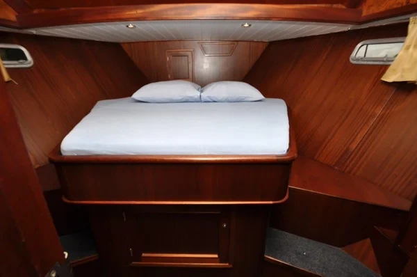 Hemmes 1400 - Boatscribe.com