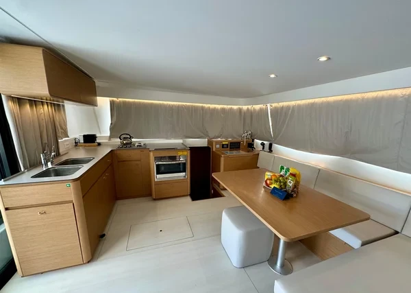 Excess 14 - Boatscribe.com