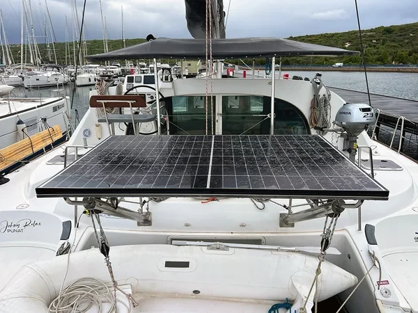 Lagoon 380 S2 - Boatscribe.com