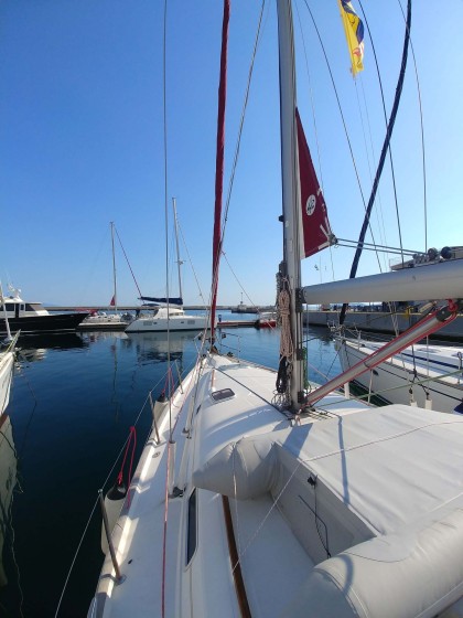 Oceanis 411 Clipper - Boatscribe.com