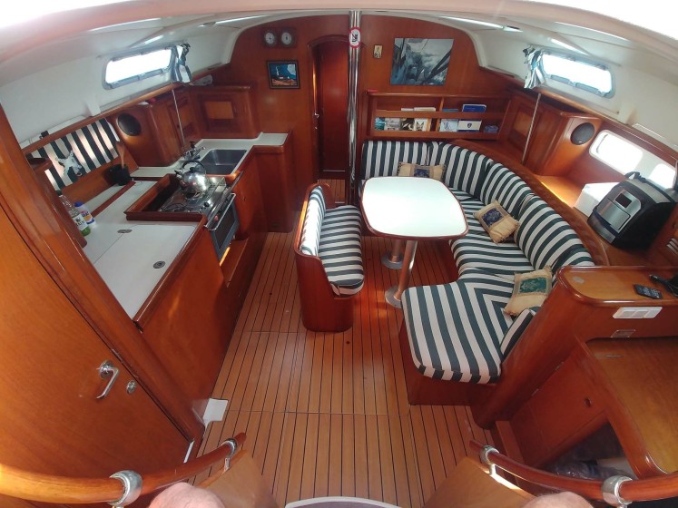 Oceanis 411 Clipper - Boatscribe.com