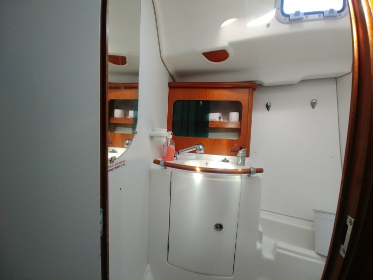 Oceanis 411 Clipper - Boatscribe.com