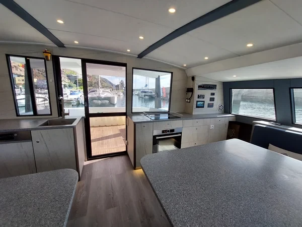 Luna 47 - Boatscribe.com