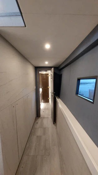 Luna 47 - Boatscribe.com