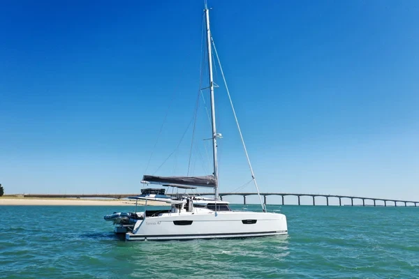 Tanna 47 - Boatscribe.com