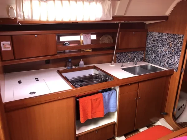 Dufour 365 GL - Boatscribe.com
