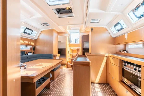 Bavaria 46 Cruiser - Boatscribe.com