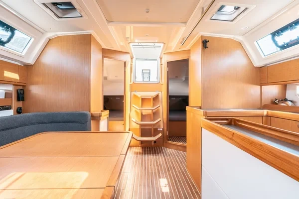 Bavaria 46 Cruiser - Boatscribe.com