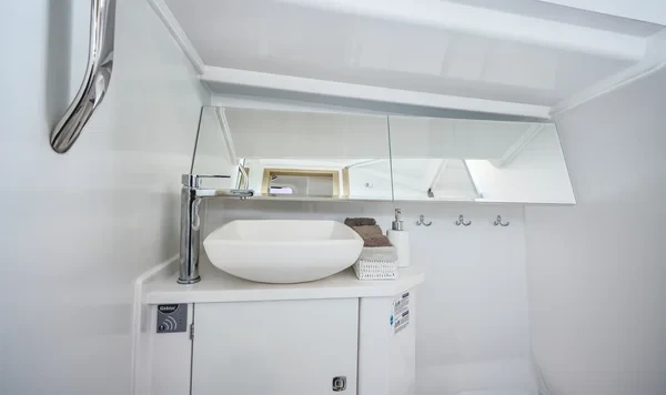 Maxus 35 - Boatscribe.com