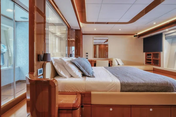 Ferretti 83 - Boatscribe.com