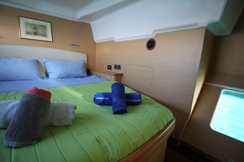 Lagoon 440 - Boatscribe.com