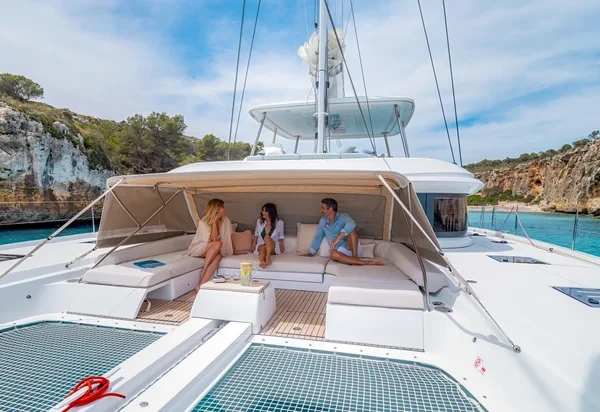 Lagoon 55 - Boatscribe.com