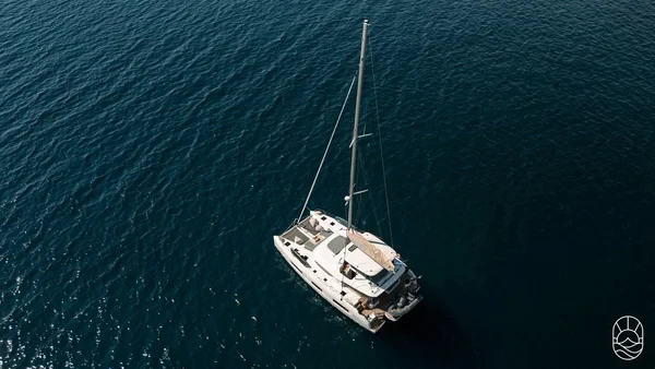 Lagoon 55 - Boatscribe.com