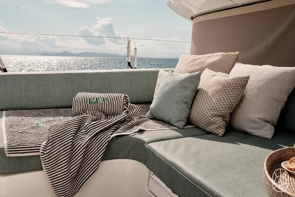Lagoon 55 - Boatscribe.com