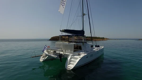 Lagoon 500 - Boatscribe.com