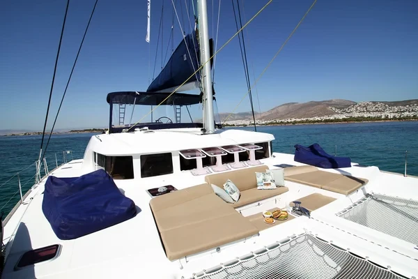 Lagoon 500 - Boatscribe.com