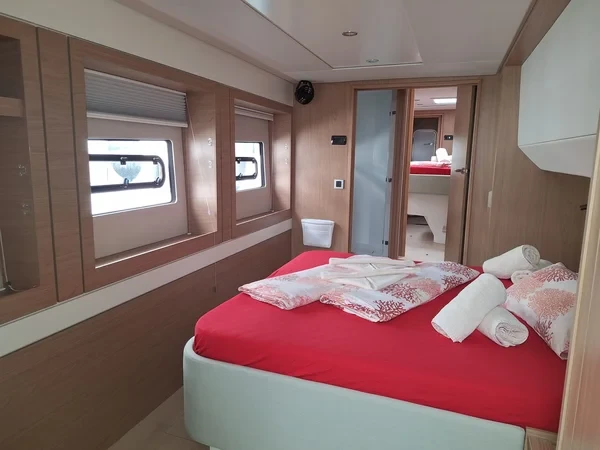 Bali 5.4 - Boatscribe.com