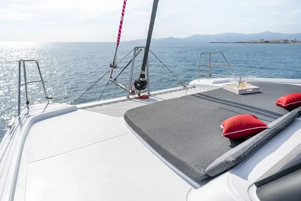 Aventura 37 - Boatscribe.com