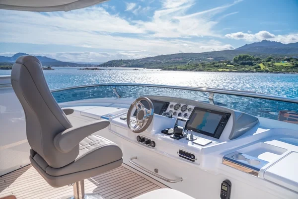 Lagoon Seventy 8 - Boatscribe.com