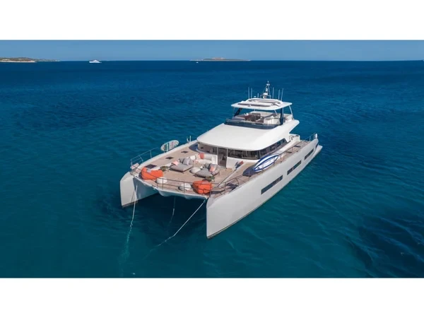Lagoon Seventy 8 - Boatscribe.com