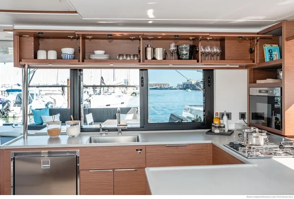 Lagoon 46 - Boatscribe.com