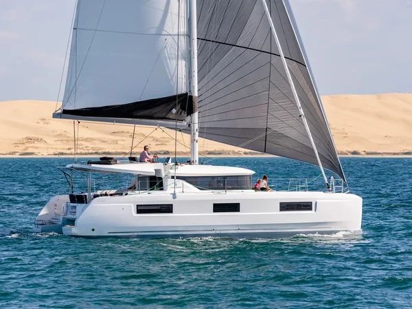 Lagoon 46 - Boatscribe.com